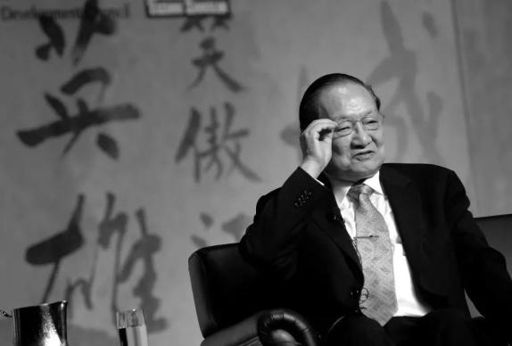 人世间的无奈,都已在江湖风云里叹息过