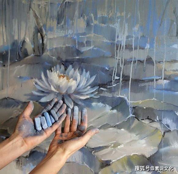 难得一见的粉笔画,虚幻又有神秘感,画出了大家梦中的样子