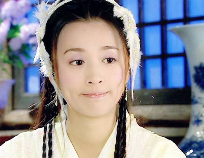 49岁张庭沉迷做微商,多次邀请明星站台,与中年妇女称“家人”