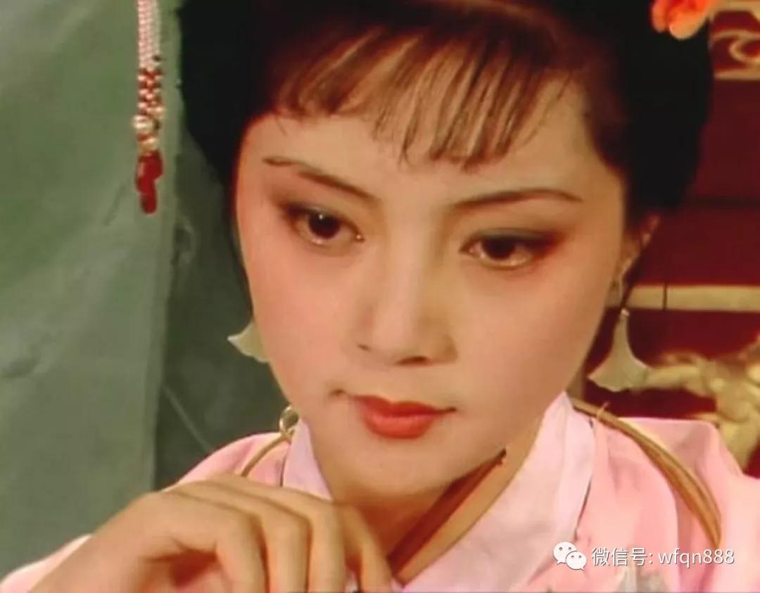 为什么贾宝玉宁愿当和尚,也不愿和薛宝钗过日子?真有那么讨厌薛宝钗吗?