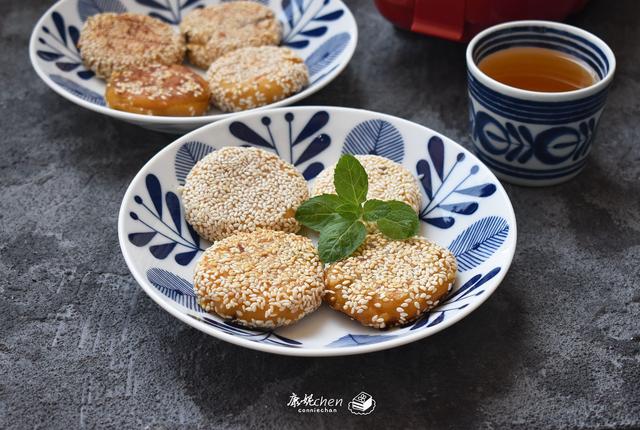 深秋别错过它,补血健脾胃,做成小饼香甜软糯,两口1个真好吃
