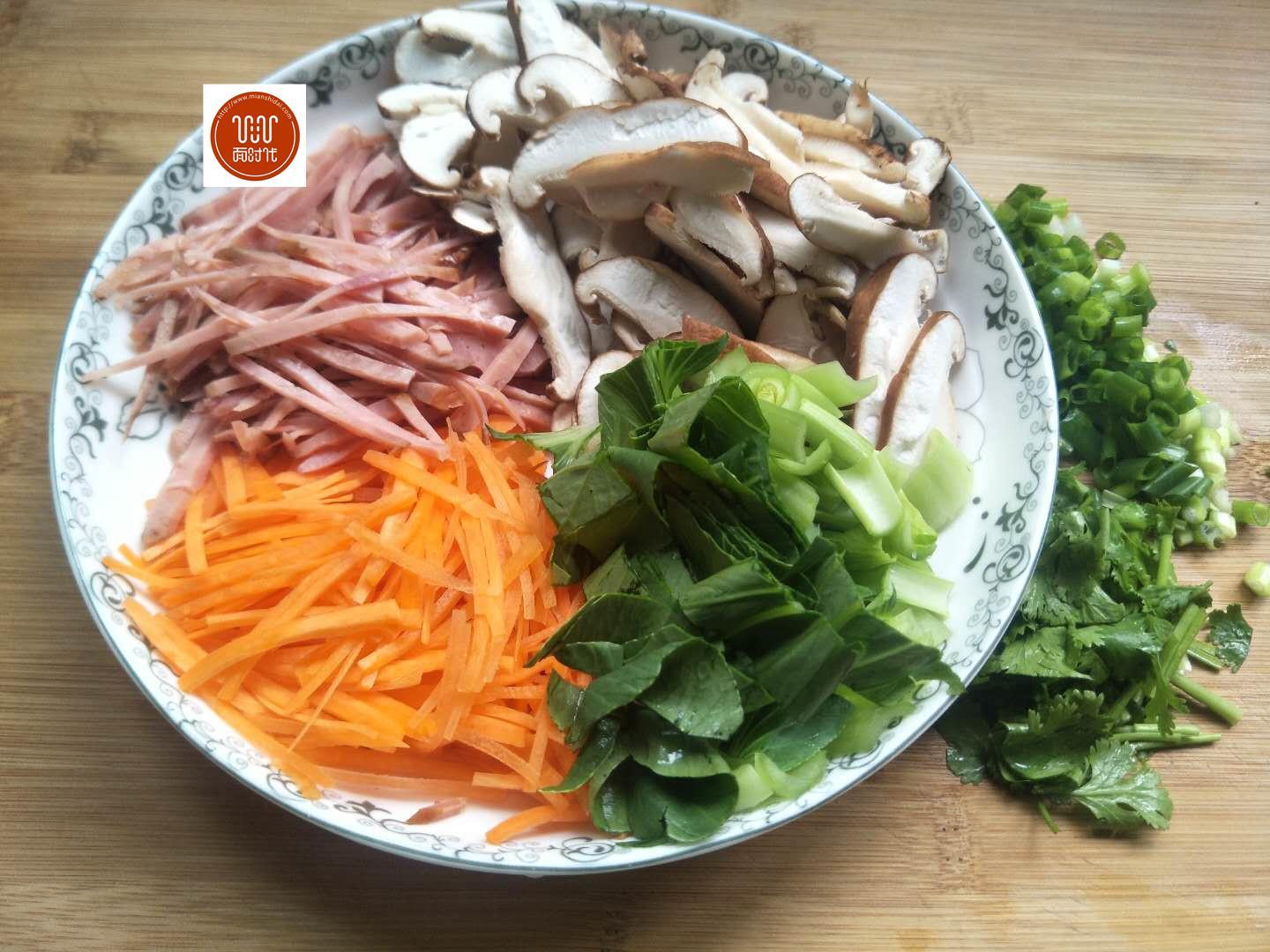 家常版酸辣汤做法,促消化,增食欲,早起烧一锅,一次能喝2大碗