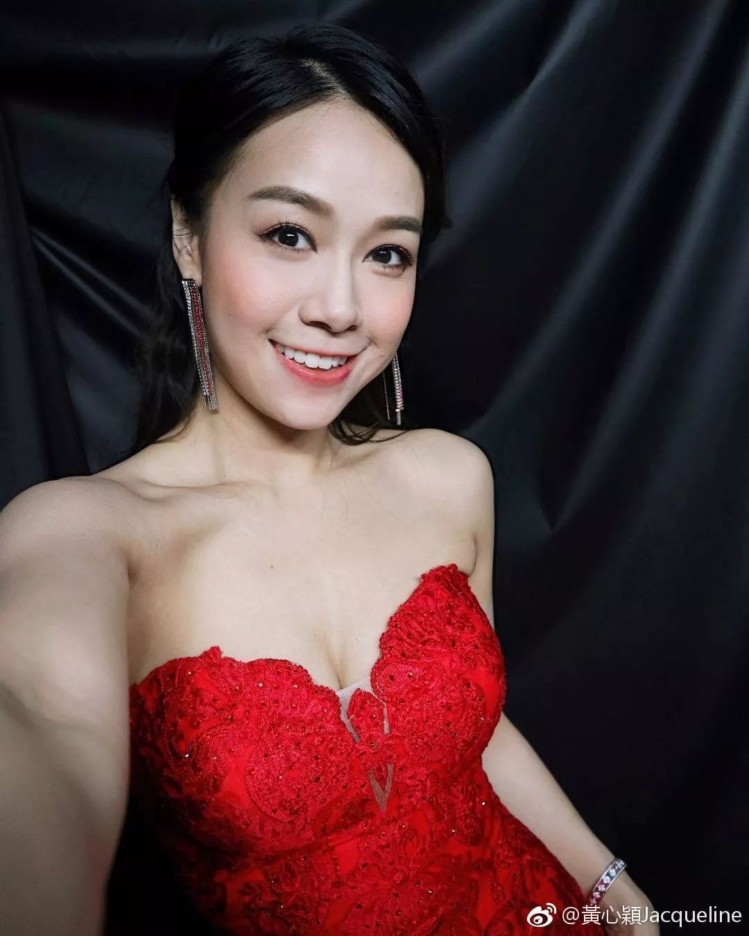黄心颖准备复出?时隔198天发文狂扮弱者,立马获大批粉丝支持