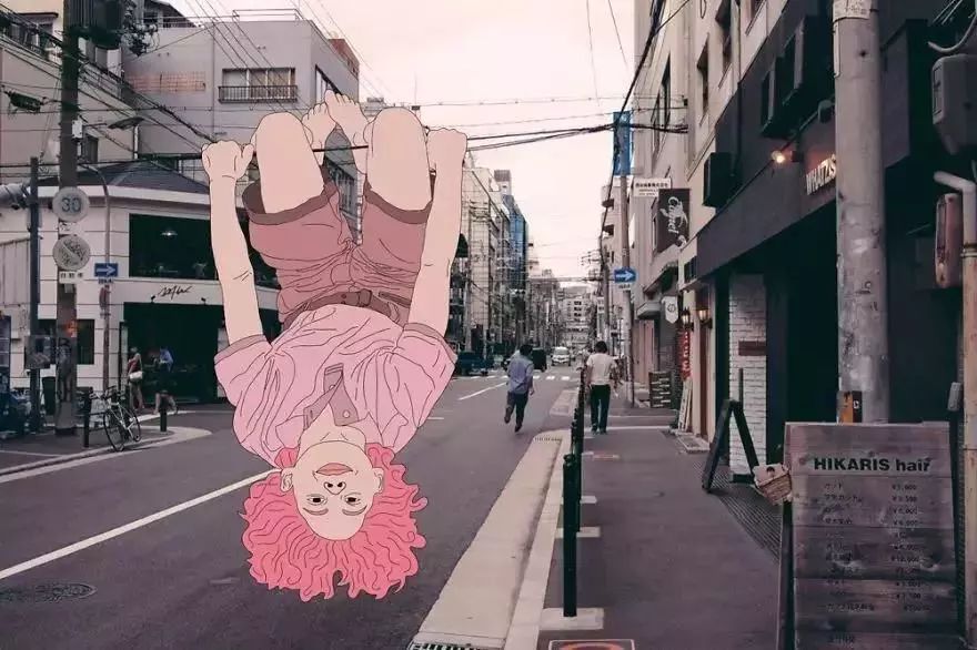 不是生活太无趣,是你太无聊!波兰美少女用插画“入侵”世界各角落,圈粉无数刷爆ins