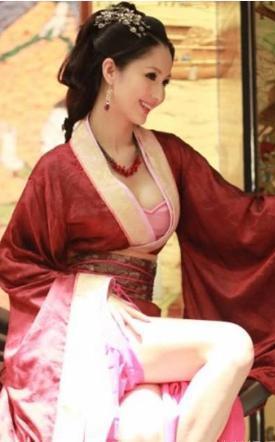 网传林心如被闺蜜抢走相恋8年的男友,本尊发声明:不认识林心如