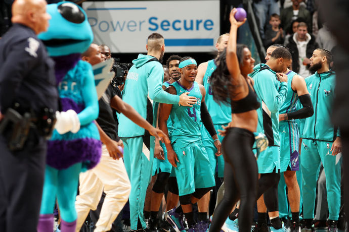 东部六支球队,西部两支!这个赛季NBA摆烂的球队也许是历史之最