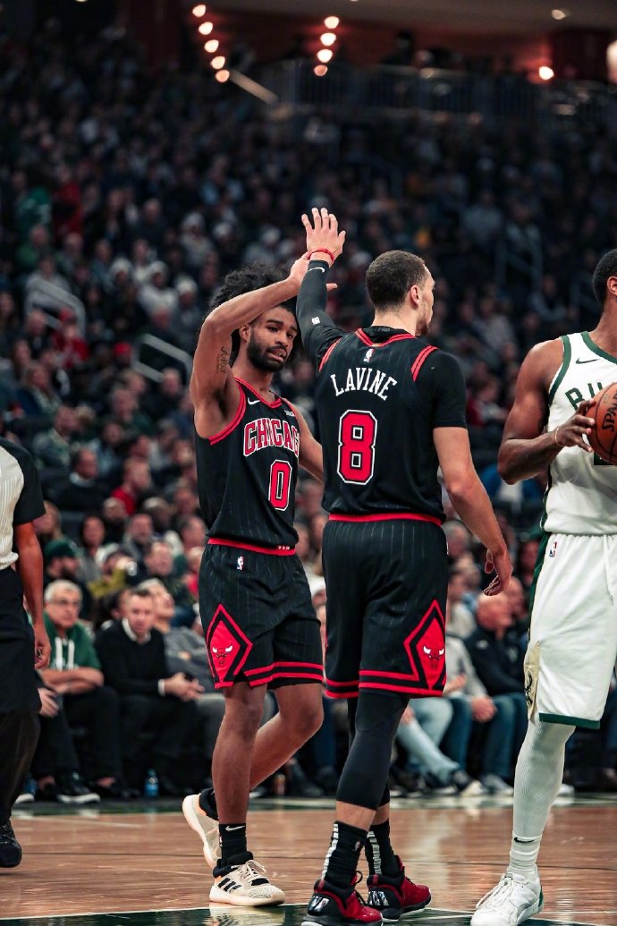 东部六支球队,西部两支!这个赛季NBA摆烂的球队也许是历史之最