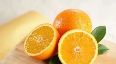 饮食新知、冬季适合多吃7种水果