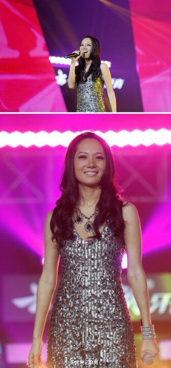 张咪女儿近照曝光美艳动人,32岁的她女承母业
