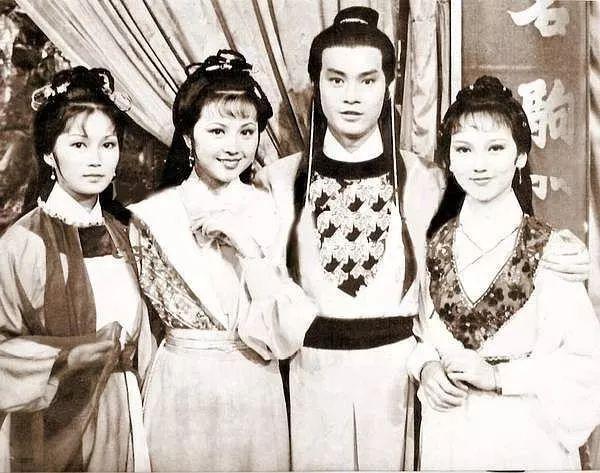 《楚留香传奇》演员现状:郑少秋赵雅芝号称不老,男二却真的老了