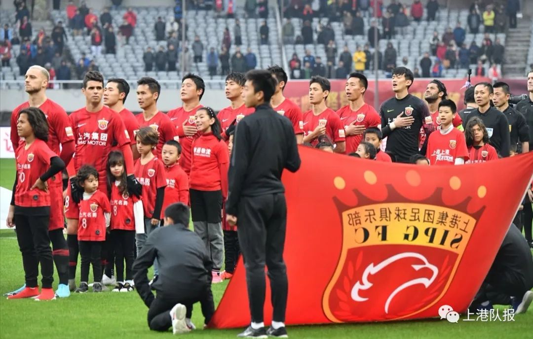 上港6:0收官,阿瑙托维奇“大四喜”,奥斯卡蝉联“助攻王”