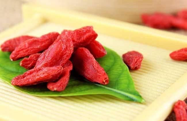 吃了枸杞后,1食物尽量少碰 ,可能会推动细胞“病变”