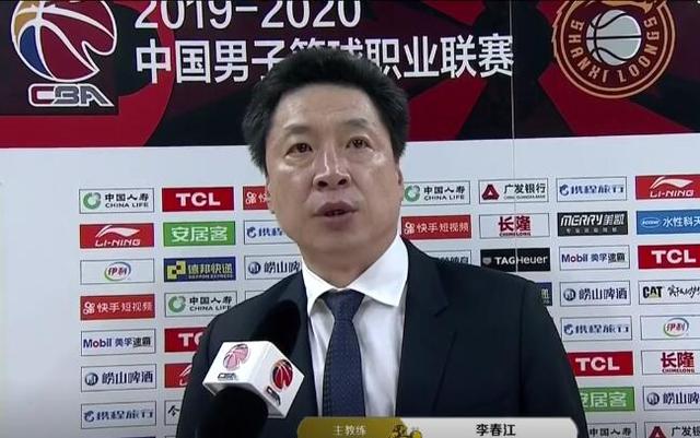 19分惨败!李春江赛后大闹CBA技术台,不满裁判针对广厦吹黑哨