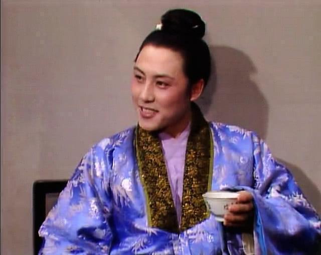 贾珍做了一件丑事,惹得王熙凤破口大骂,连贾敬都不放过