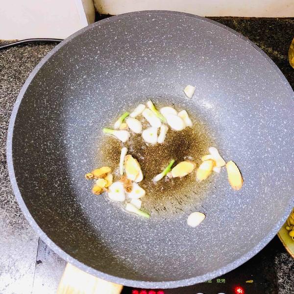 冬天进补,吃牛羊肉不如吃它,20一斤,简单一煮,营养美味