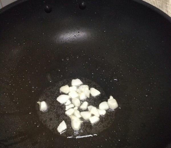 “猪油渣”究竟能不能吃?很多人都弄错了,用来做菜超美味