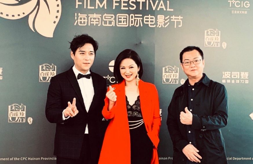 24年后,《妈妈再爱我一次》的妈妈,终于以主演身份重现大陆银幕