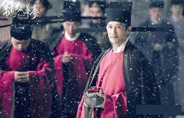 最强资源咖,12部戏女主依旧不火还连累男主,邓伦李现纷纷遭殃
