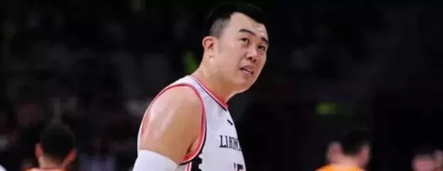 韩德君:后面的比赛这样打肯定不行,暗指郭士强执教能力不行吗?