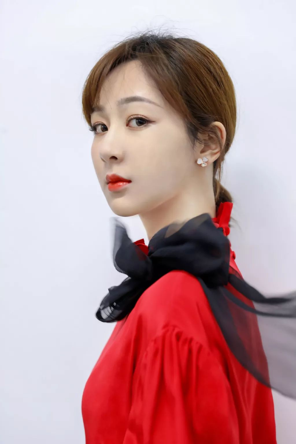 19'Q4女艺人潜力榜单即将发布!谁是2020年最具潜力小花?