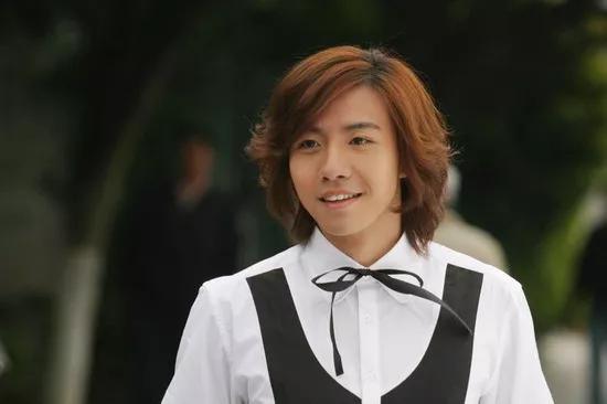 当红时遭毁容,他涅槃重生后却一直不温不火,32岁开始演长辈
