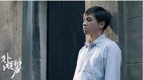 当红时遭毁容,他涅槃重生后却一直不温不火,32岁开始演长辈