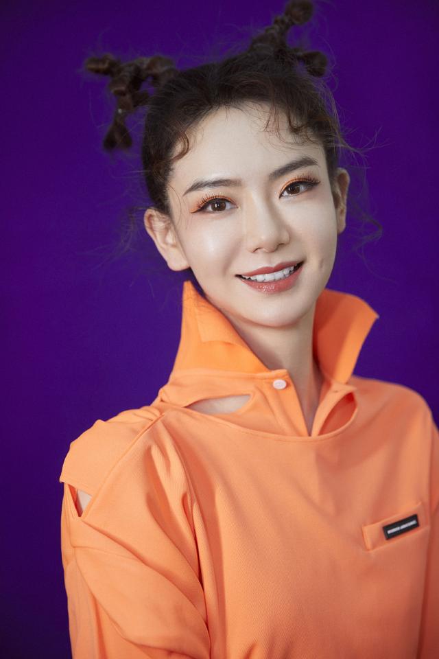 圣诞节众星纷纷发祝福:周杰伦昆凌秀恩爱,徐锦江扮圣诞老人