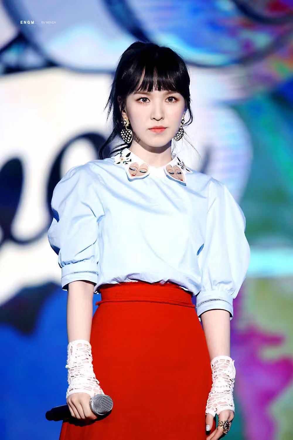 高以翔后电视台再出事故!女星彩排从二楼跌落,紧急送医伤势惊人