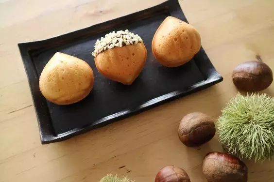 在台北,甘愿做24小时 “饮食男女”。
