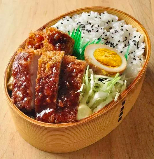在台北,甘愿做24小时 “饮食男女”。