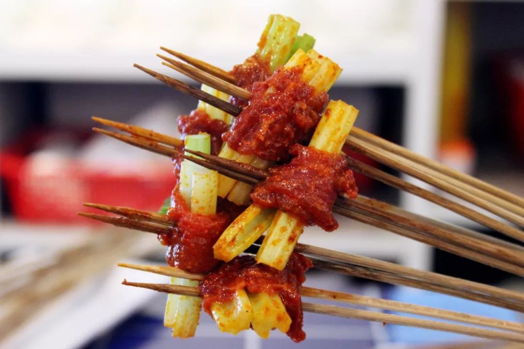 肥牛免费送+霸王餐!串串火锅届の“劳斯莱斯”登陆啦!