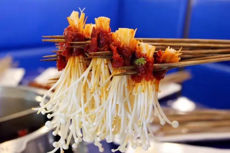 肥牛免费送+霸王餐!串串火锅届の“劳斯莱斯”登陆啦!