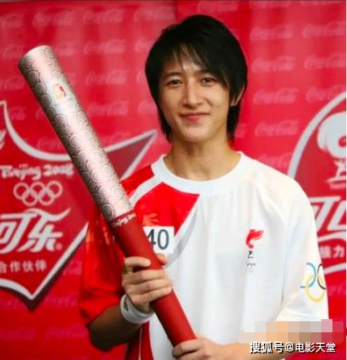 结婚上了热搜后就没下文,曾经的“小鲜肉始祖”真的凉了?