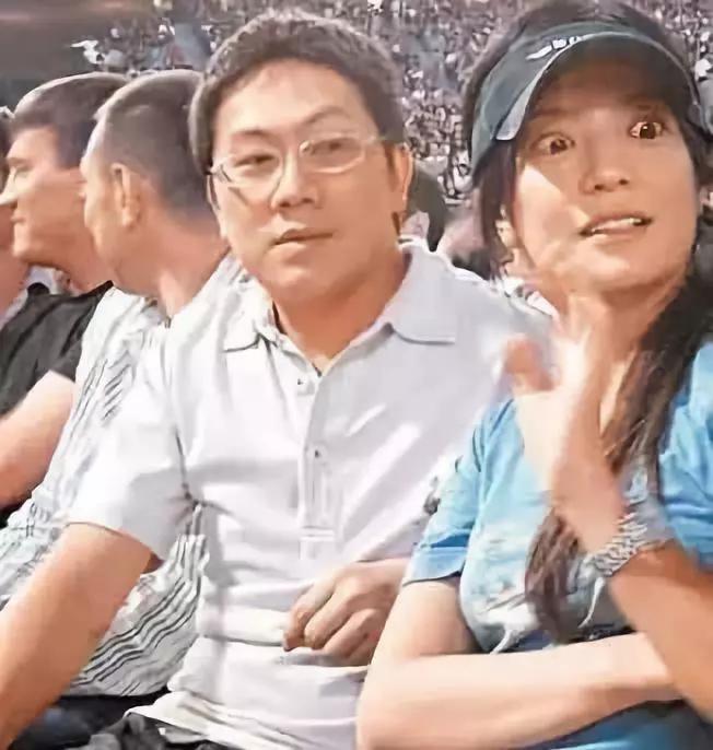 TVB最美配角,曾是电波少女组合成员,插足赵薇恋情,最后还嫁豪门