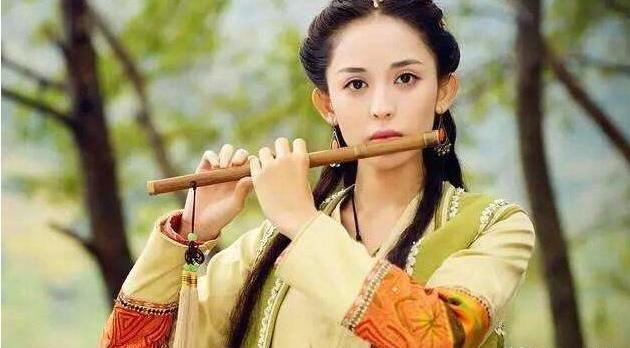 古诗十九首中的传世名作,犯了唐诗中几乎见不到的这个诗病