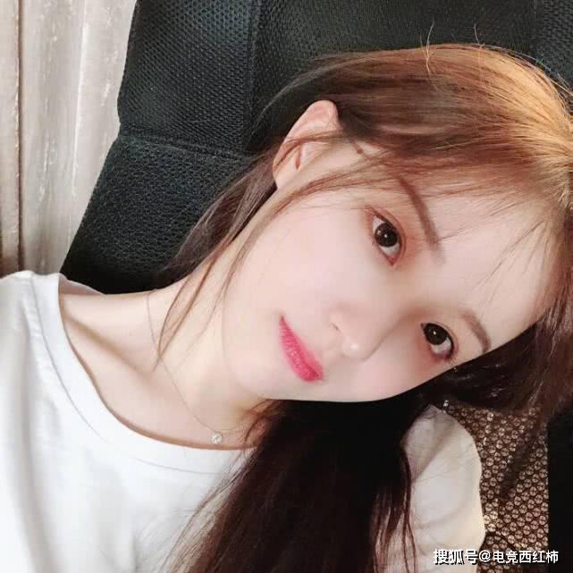 曾被王思聪力捧,如今一天收入只有100元,毁掉周二珂的不仅仅是跳槽