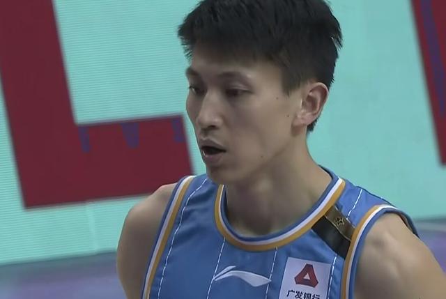 连胜是骗人的?书豪轮休北京队露馅了,前国手在场上被尤度嫌弃