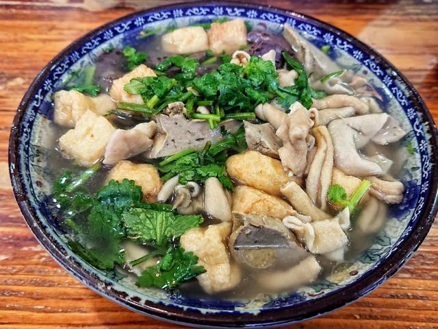 警告:千万不要请一桌江苏人吃饭