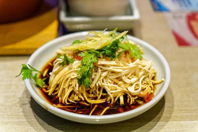 警告:千万不要请一桌江苏人吃饭