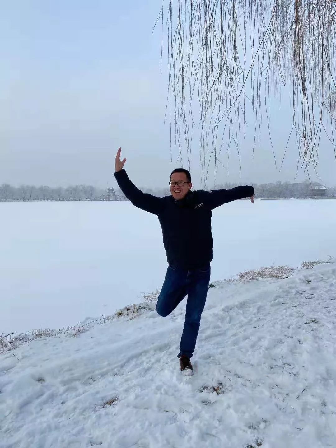 老俞闲话丨有的时候,我们生命需要一场雪