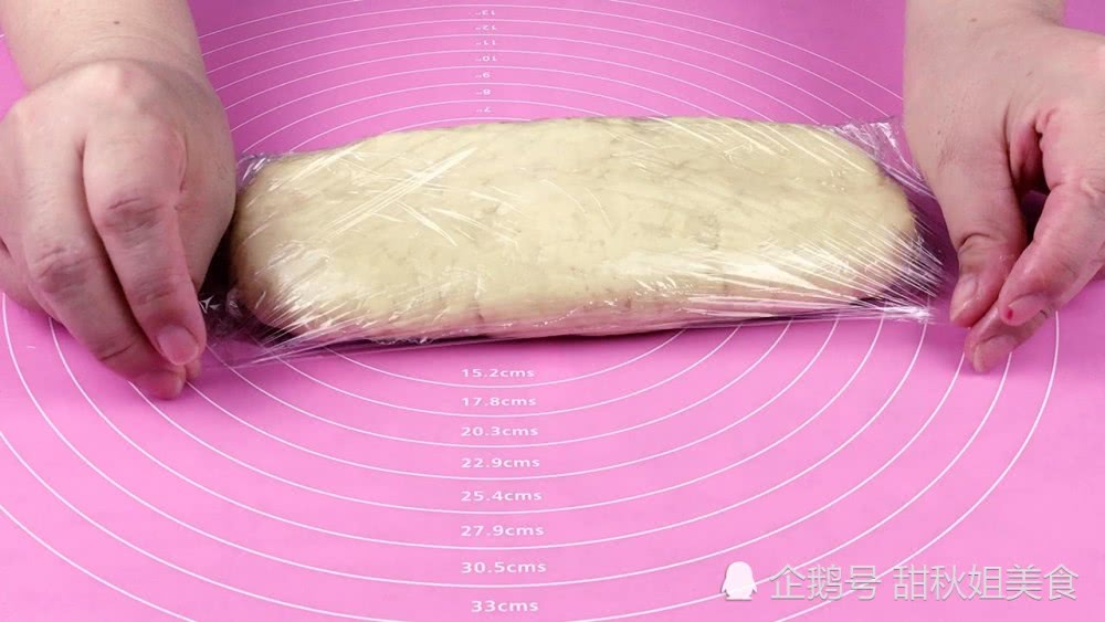 爱吃油条的收藏吧!秘诀都告诉你,蓬松酥脆,做法零失败,赞