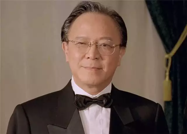 19位TVB版终身成就奖:周星驰是第一位,还有4位老戏骨已不在了