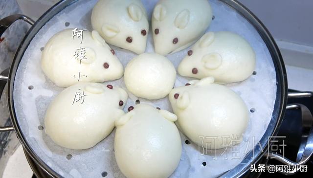 鼠年教你做老鼠馒头,白白胖胖,蓬松暄软不塌陷,过年也要蒸一锅