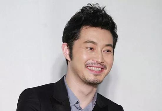 央视春晚倒计时:沈腾宋丹丹等现身彩排,王俊凯自己开车去现场
