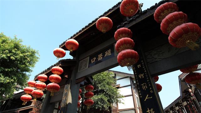 国内穷游指南,预算600元,三大网红城市说走就走