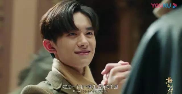 撤档三次终于开播,易烊千玺加上黄子韬,这部剧有什么不一样?