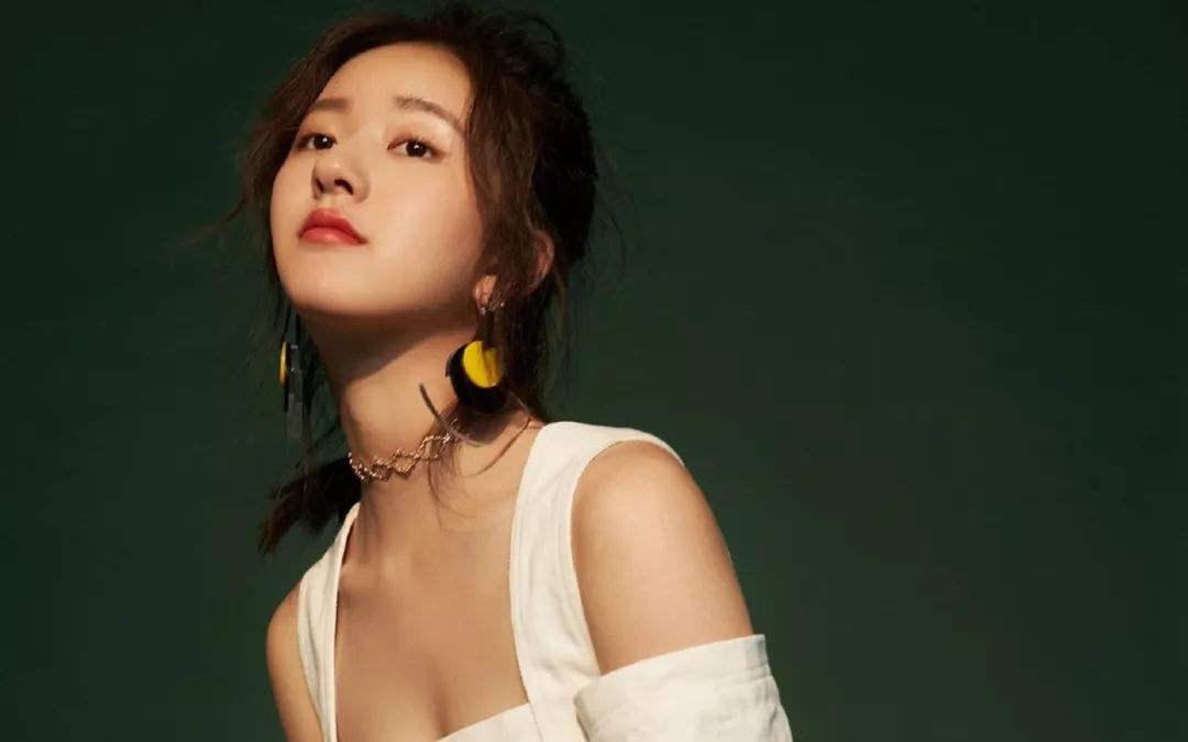 她网红出道2年演7个女主,合作肖战资源强大,演女二却碾压热巴