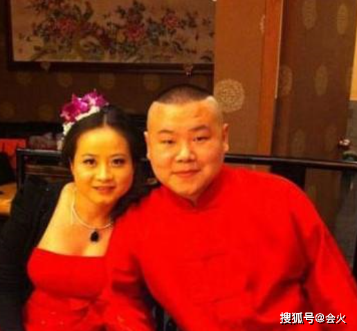 岳云鹏妻子罕见晒女儿正面照,小眼睛圆脸像极小岳岳,很可爱