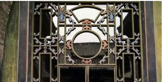 蝙蝠:由瑞兽到瘟神