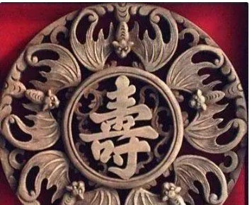 蝙蝠:由瑞兽到瘟神